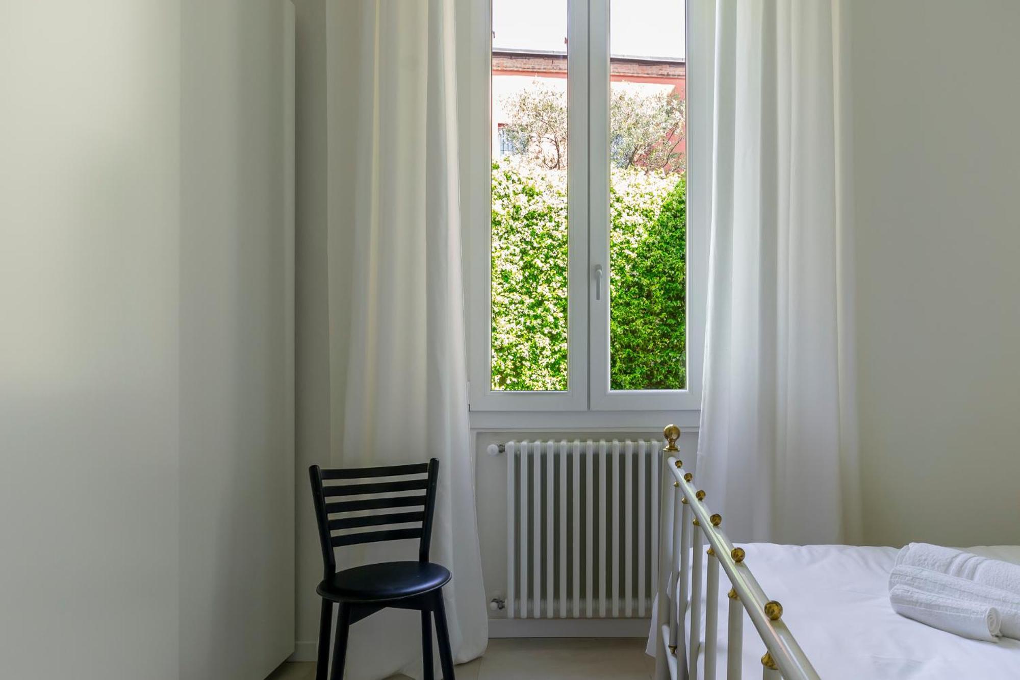 Apartment Amos - 5 Minutes From Piazza Maggiore Bologna Esterno foto