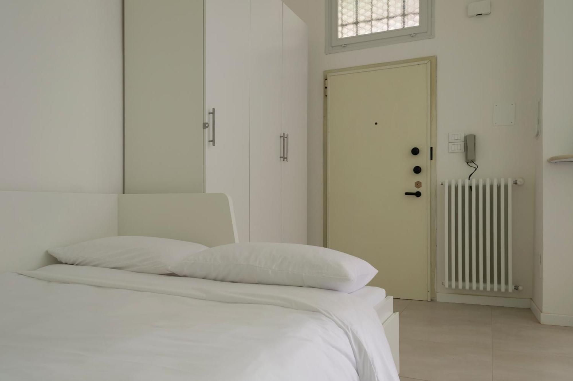 Apartment Amos - 5 Minutes From Piazza Maggiore Bologna Esterno foto